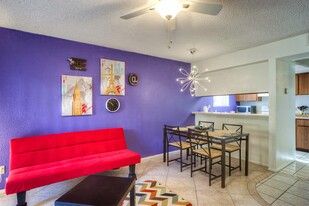 Unit Available in Tempe! in Tempe, AZ - Building Photo