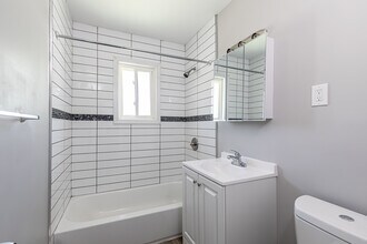 Wickham Gardens Condominiums in East Hartford, CT - Building Photo - Interior Photo