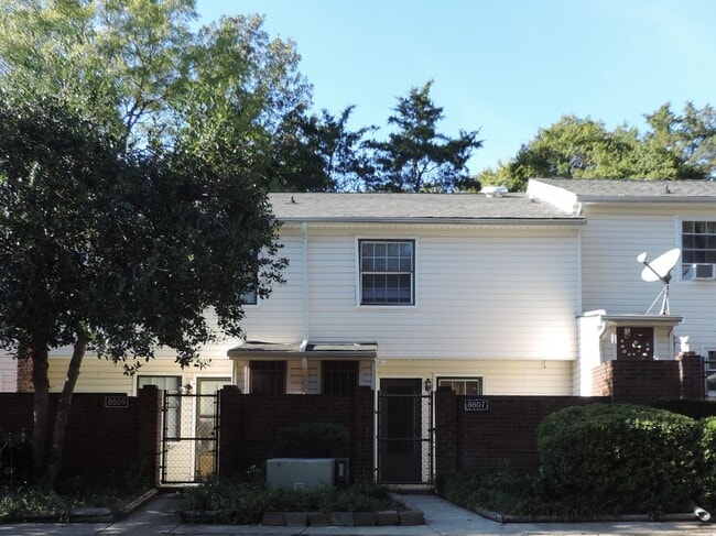 8807 Hunter Ridge Dr in Charlotte, NC - Building Photo - Building Photo