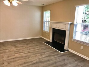 1880 Skylar Leigh Dr in Buford, GA - Building Photo - Building Photo
