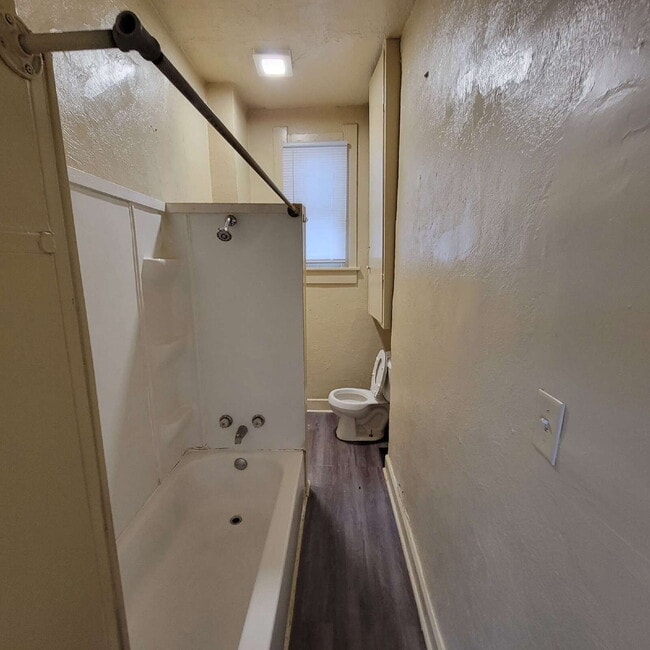 526 E Minnesota St in Indianapolis, IN - Foto de edificio - Building Photo