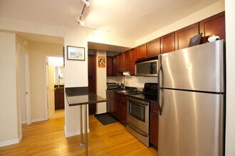 4180 N Marine Dr in Chicago, IL - Building Photo - Building Photo