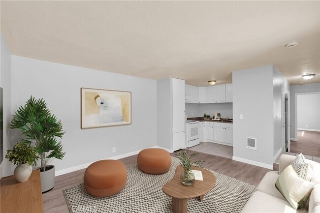3104 W Ramona Rd in Alhambra, CA - Building Photo - Building Photo