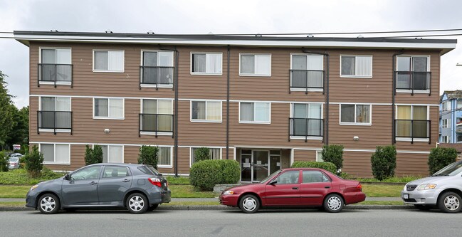 Coast Project Commercial in Vancouver, BC - Building Photo - Building Photo