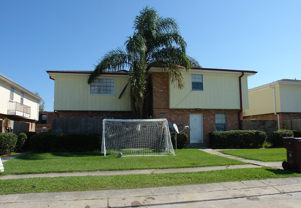 3748 Martinique Ave in Kenner, LA - Building Photo