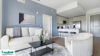 7301 Lake Bank Lp, Unit C4-307 in Ft. Myers, FL - Building Photo