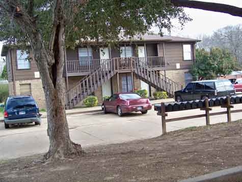 North Loop Apartments in Athens, TX - Building Photo