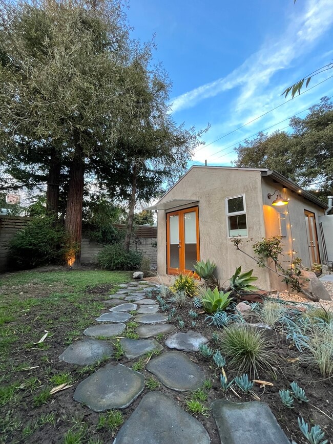 property at 2401 32nd St