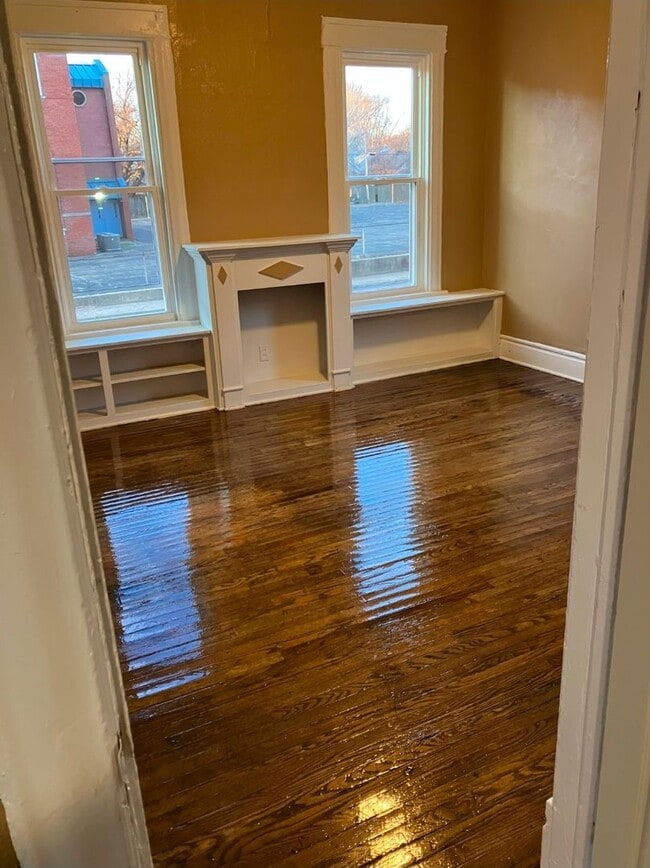 property at 522 Sloan St