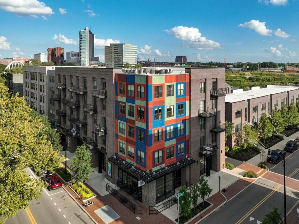 407 W Rich St in Columbus, OH - Building Photo