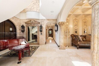 6016 Leonardo St in Coral Gables, FL - Building Photo - Building Photo