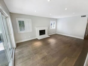 5982 Birdie Dr in La Verne, CA - Foto de edificio - Building Photo