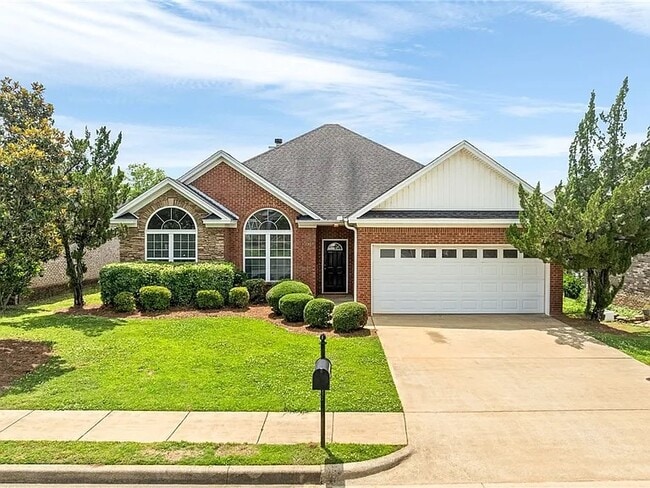 property at 1317 Tulip Ct