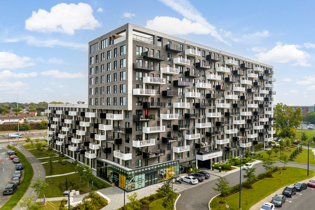 8405 Place Saint-Charles in Brossard, QC - Building Photo