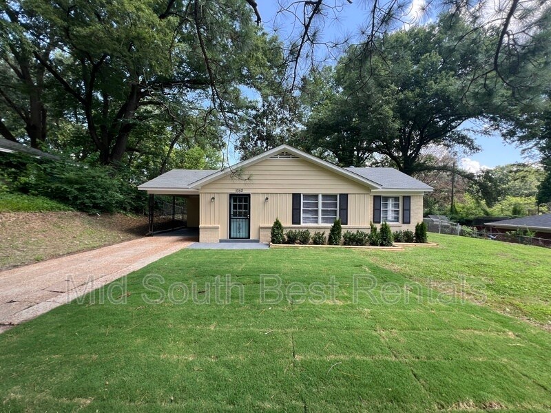 1352 Haywood Ave in Memphis, TN - Building Photo