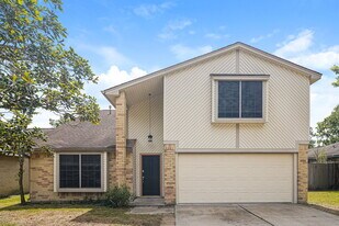 7402 Misty Morning Dr in Humble, TX - Building Photo