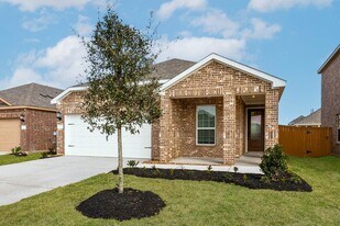 1111 Whispering Winds Dr in Beasley, TX - Building Photo