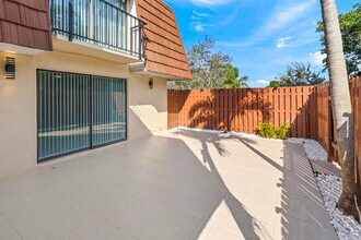 1420 Augusta Cir in Delray Beach, FL - Building Photo - Building Photo