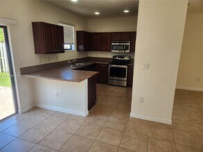 3804 SE 3rd St in Homestead, FL - Building Photo - Building Photo