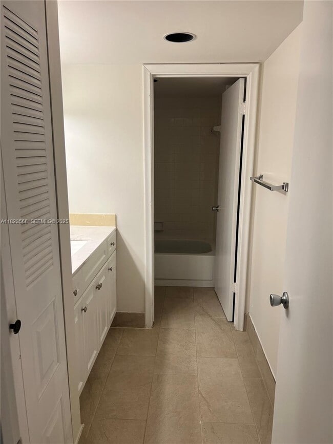 property at 1901 Bermuda Cir