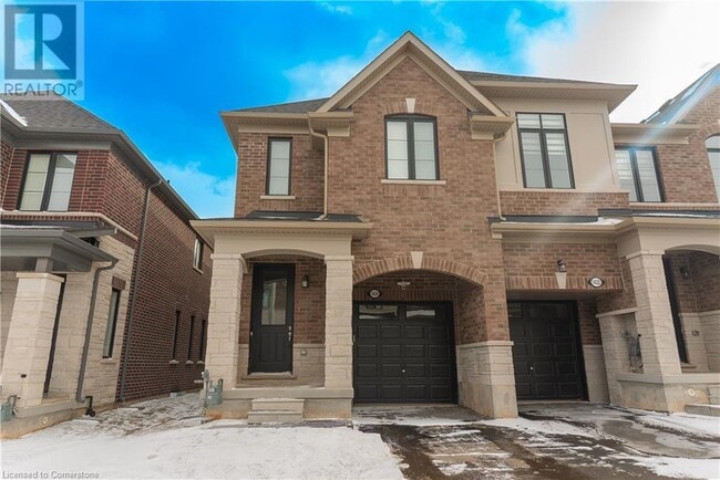 property at 1424 Almonte Dr