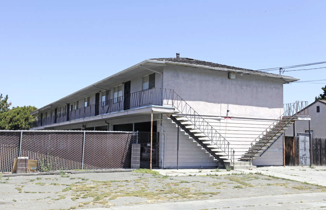 2651 W Avenue 133rd in San Leandro, CA - Building Photo