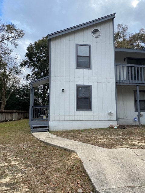 property at 124 Hampton Dr