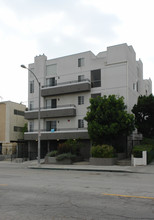 345 S Oxford Ave in Los Angeles, CA - Building Photo - Building Photo