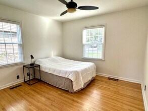 4816 W 42nd 1/2 St in Minneapolis, MN - Building Photo - Building Photo