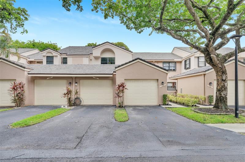 132 NW 98th Terrace in Plantation, FL - Building Photo