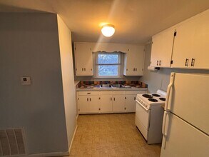 124 39th Ave N in Nashville, TN - Building Photo - Building Photo