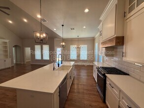 801 N 5th St in Wolfforth, TX - Building Photo - Building Photo