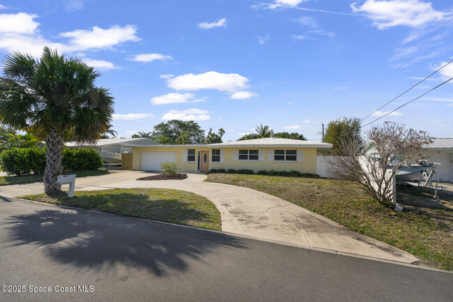 271 Brian Dr in Indialantic, FL - Building Photo - Building Photo