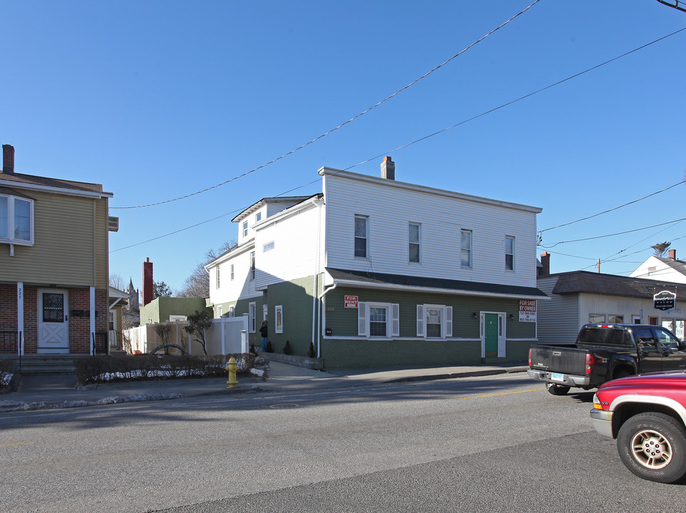 243 N Elm St in Torrington, CT - Building Photo