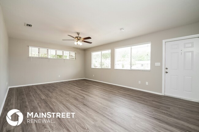 744 Pineland Ave in Venice, FL - Building Photo - Building Photo