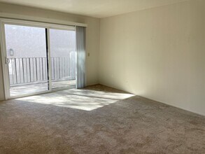 6780 Friars Rd in San Diego, CA - Building Photo - Building Photo