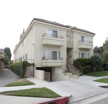 Townhomes on Ben Ave. in Valley Village, CA - Building Photo