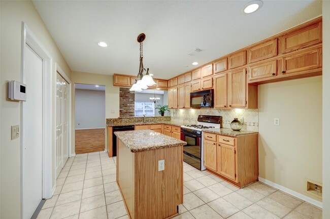 property at 60 W Indian Sage Cir