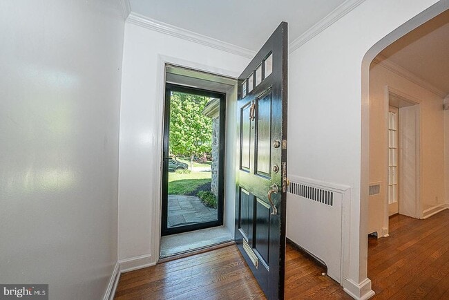 property at 714 Greythorne Rd