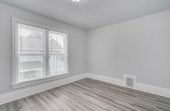 396 S Hickory St in Fond du Lac, WI - Building Photo - Building Photo