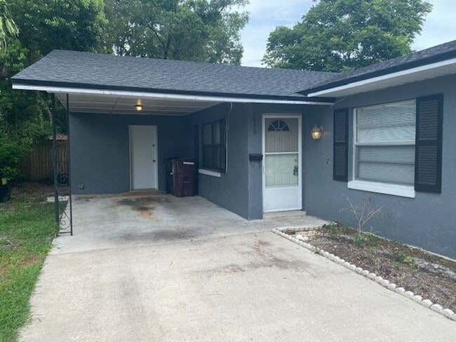 property at 1036 Altaloma Ave