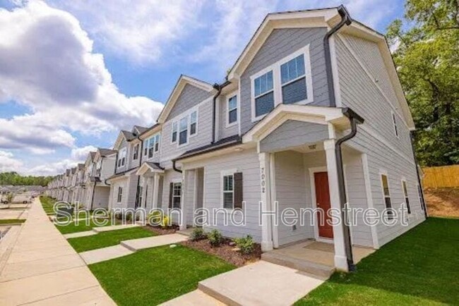 property at 5022 Mimosa Dr