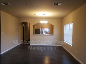133 Ashwood N in Kyle, TX - Building Photo - Building Photo