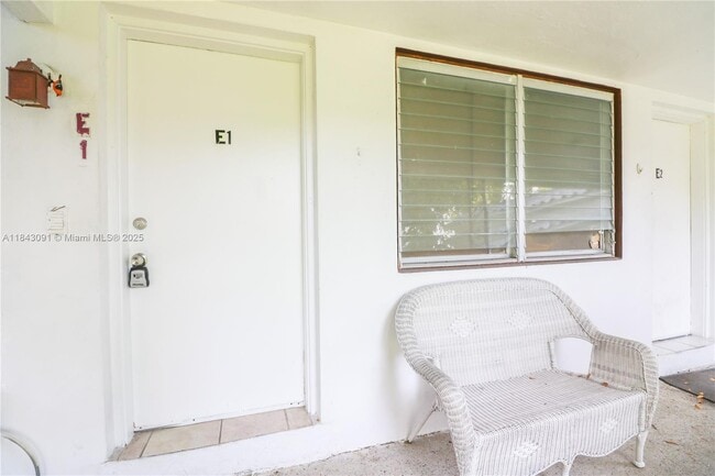 1727 Fletcher St in Hollywood, FL - Building Photo - Building Photo