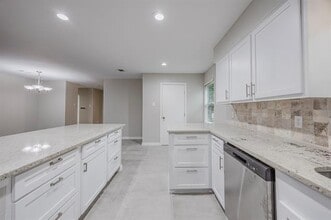 1624 Summer Pl Cir in Irving, TX - Building Photo - Building Photo