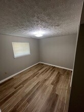 8917 Middlebranch Ave NE in Canton, OH - Building Photo - Building Photo