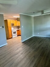 2012 1/2 Johnston St in Lafayette, LA - Building Photo - Building Photo