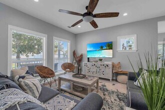 61 Sunfish St, Unit SI ID1502025P in Destin, FL - Building Photo - Building Photo