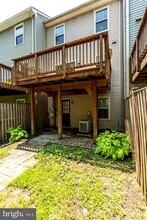 13676 Barren Springs Ct in Centreville, VA - Building Photo - Building Photo