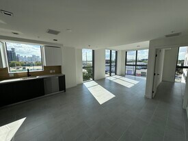 126 NE 21st St, Unit A in Miami, FL - Building Photo